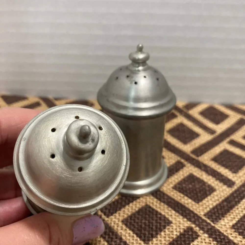 Vintage Clover Pewter Salt & Pepper Shakers Set Retro 3.5