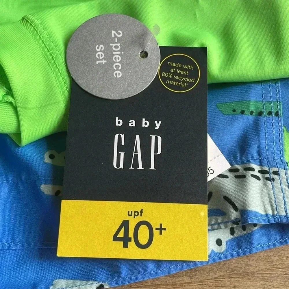 Nwt Baby Gap 18-24 mo. long-sleeve shirt crocodile rashguard swim bottoms 2pc