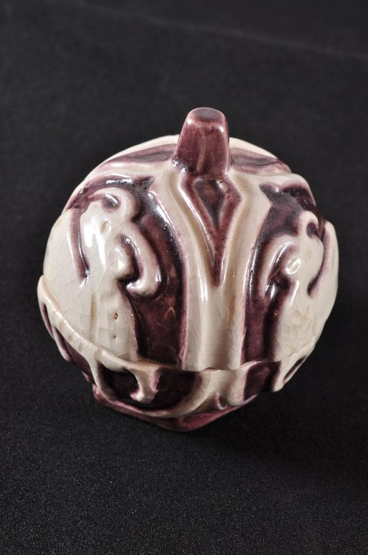 Incense container, Raku ware, Kiln owner Waraku, Sheep pattern, Tea ceremony tool, Kyoto