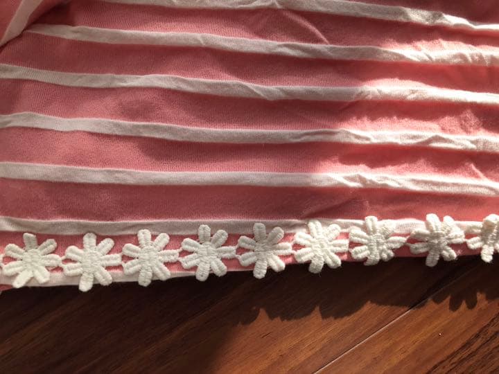 Excellent condition - Nursing cover - Pink stripe