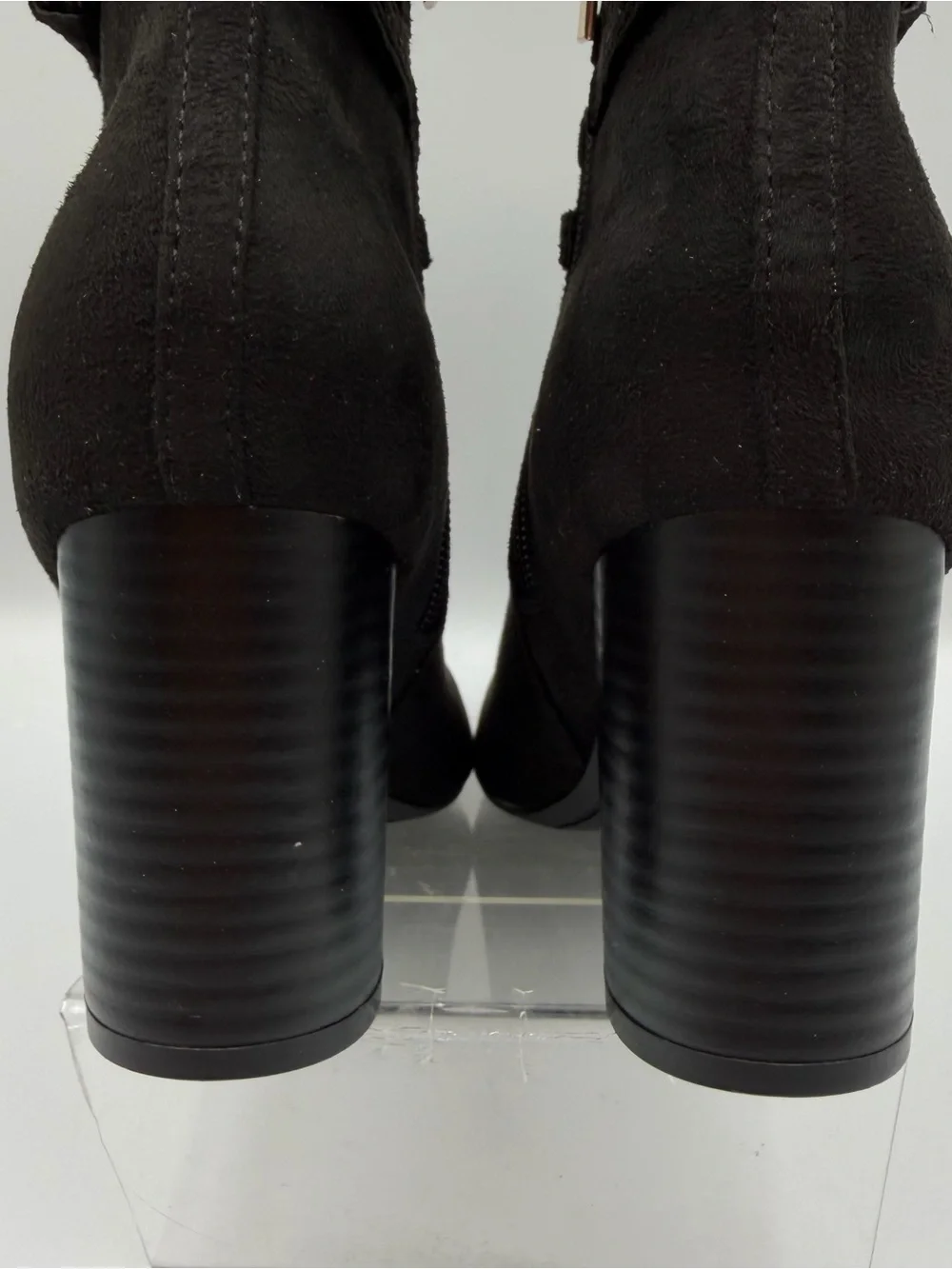 Bandolino Black Faux Suede Ankle Boot Bootie OCorn2 Womens 5.5M Interior Zip